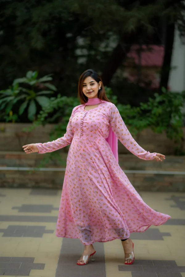 Floral Grace – Soft Georgette Printed Gown with Dupatta(Baby Pink )