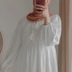 Elegant White Embroidered Maxi Dress with Puff Sleeves